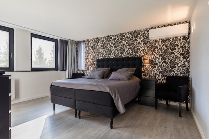 Foto 32 van Zuidewijn 56