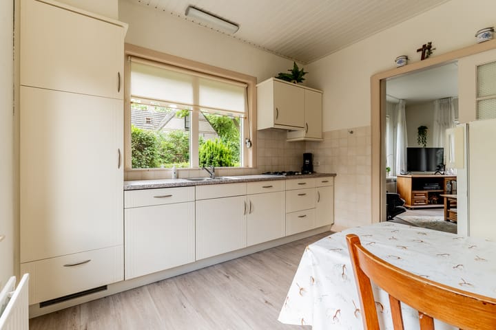 Photo 10 of Kroesenallee 8