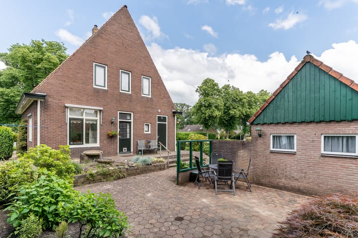 Photo 24 of Kroesenallee 8