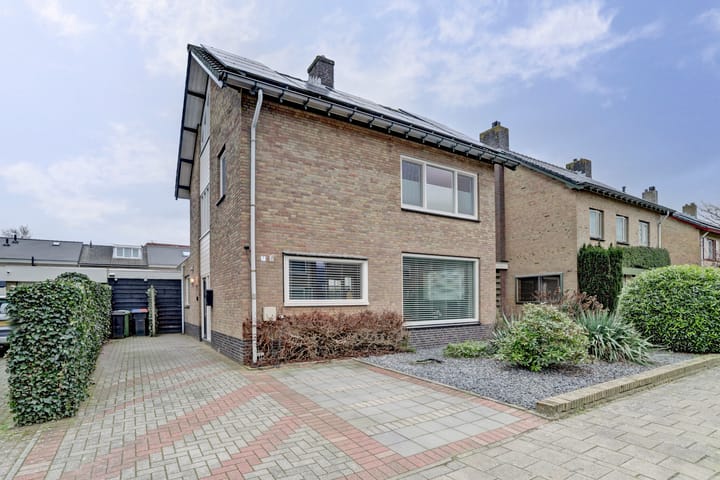 Photo 1 of Aert Swaensstraat 7