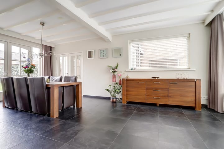 Photo 14 of Aert Swaensstraat 7