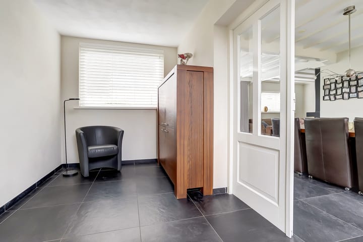 Photo 16 of Aert Swaensstraat 7