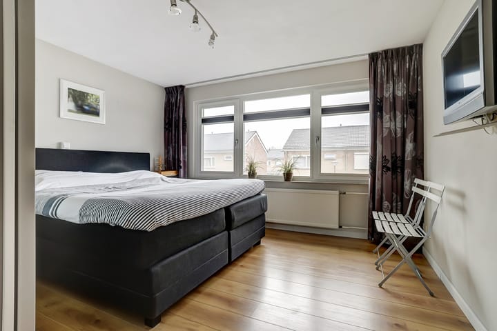 Photo 23 of Aert Swaensstraat 7