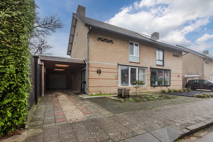 Foto 1 van Dr. Abraham Kuyperlaan 2