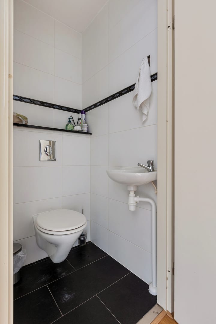 Foto 19 van Veestraat 64-A