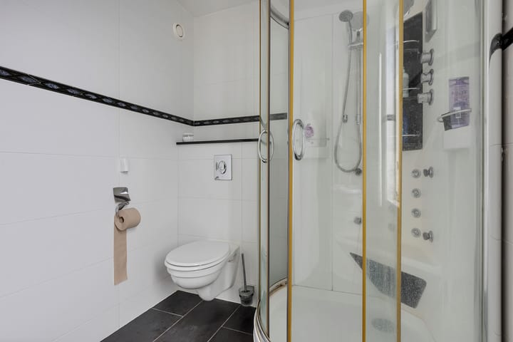 Foto 24 van Veestraat 64-A