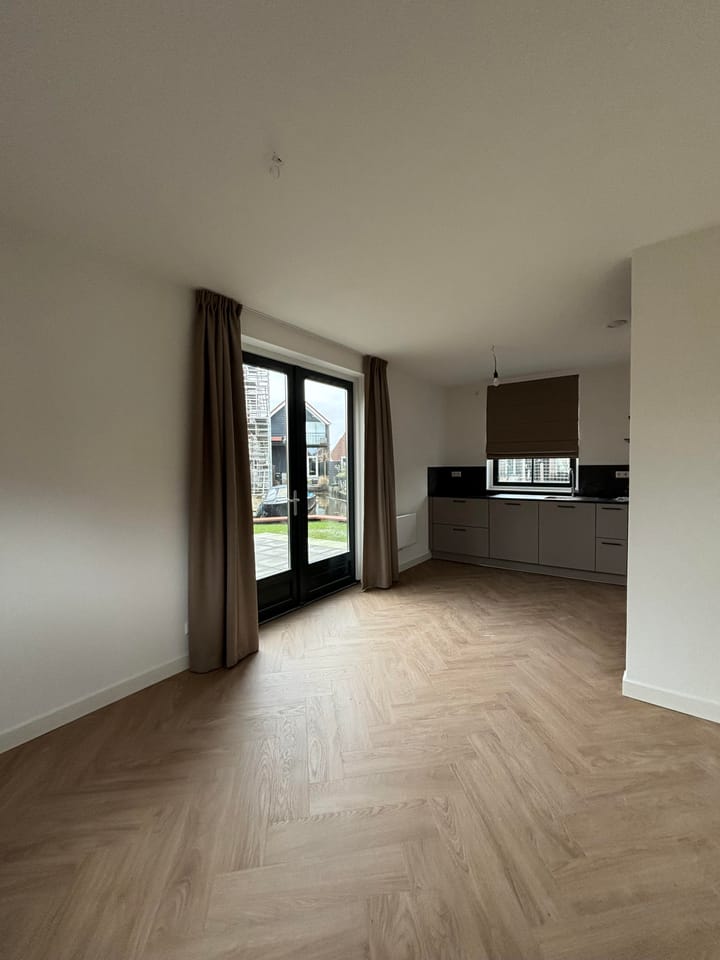 Foto 2 van Westknollendam 77-G