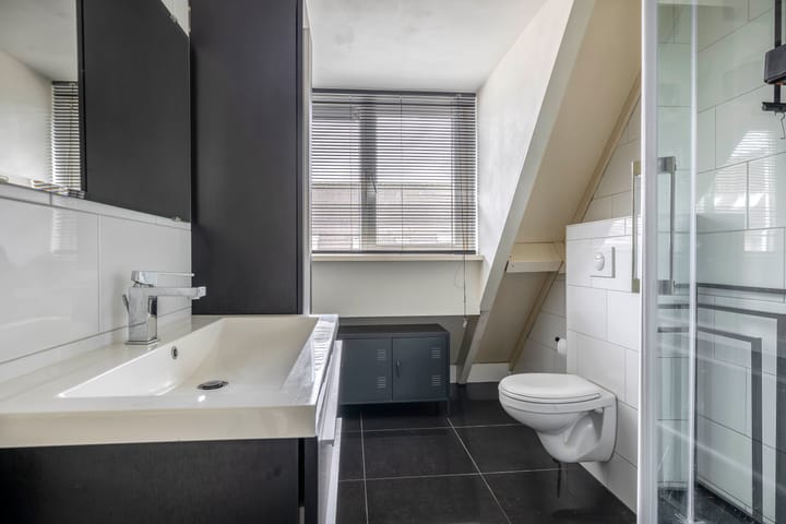 Foto 28 van A.C.W. Staringstraat 39