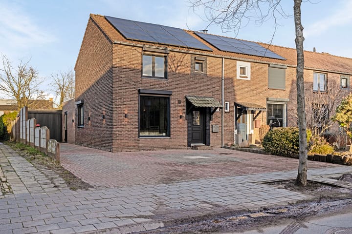 Foto 3 van Julianalaan 34