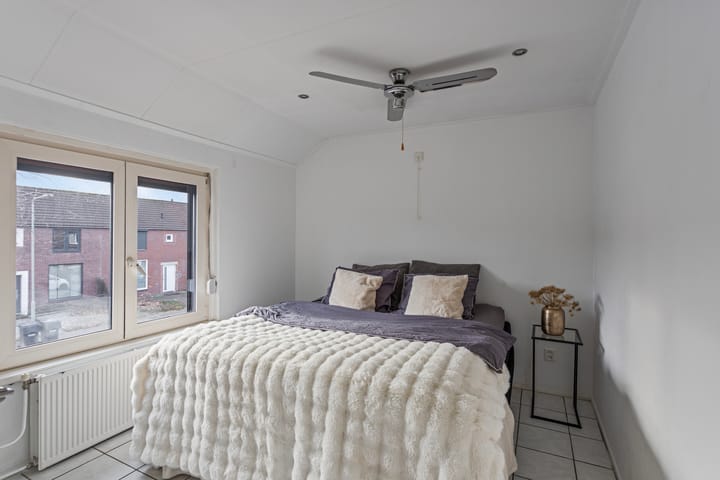 Foto 20 van Julianalaan 34