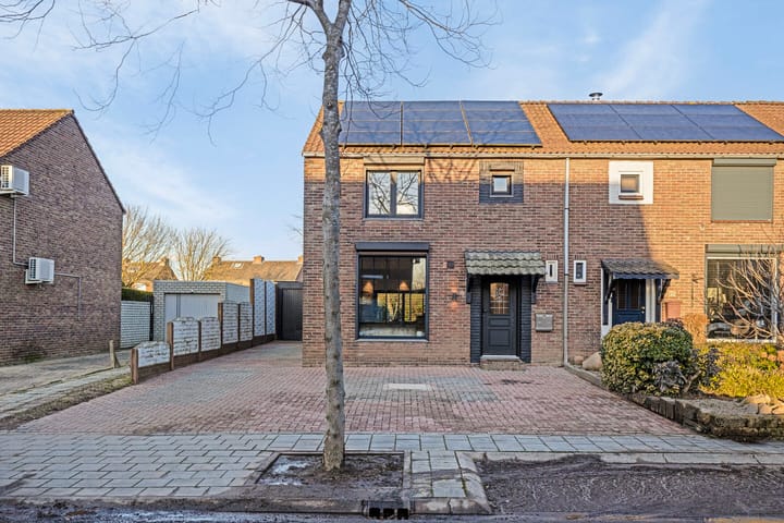 Foto 40 van Julianalaan 34