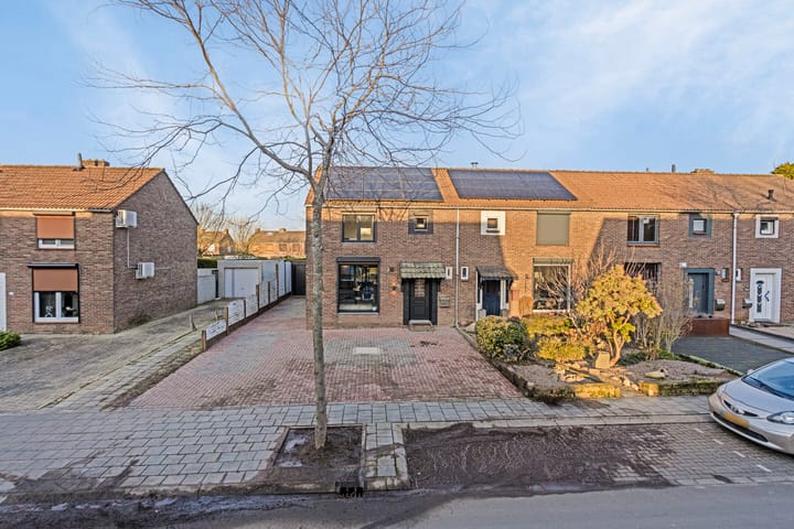 Foto 41 van Julianalaan 34