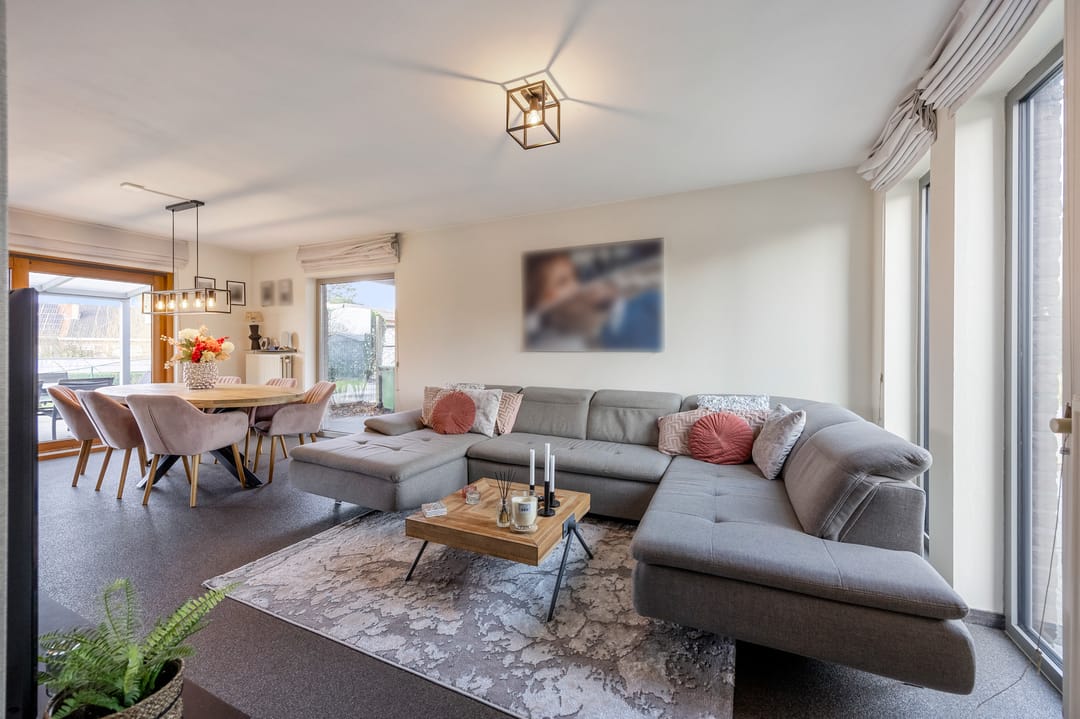 Foto 8 van Burgemeester Dewalquestraat 36