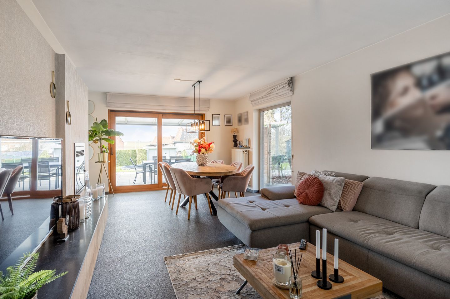 Foto 14 van Burgemeester Dewalquestraat 36