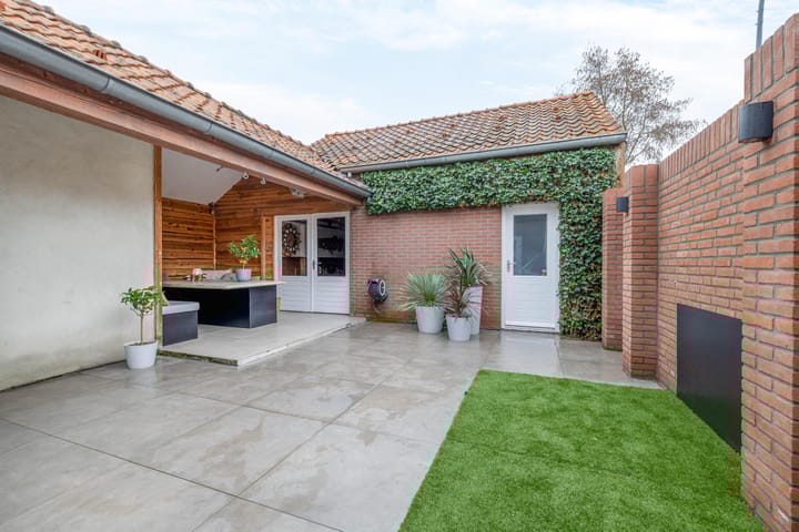 Foto 17 van Beatrixstraat 2