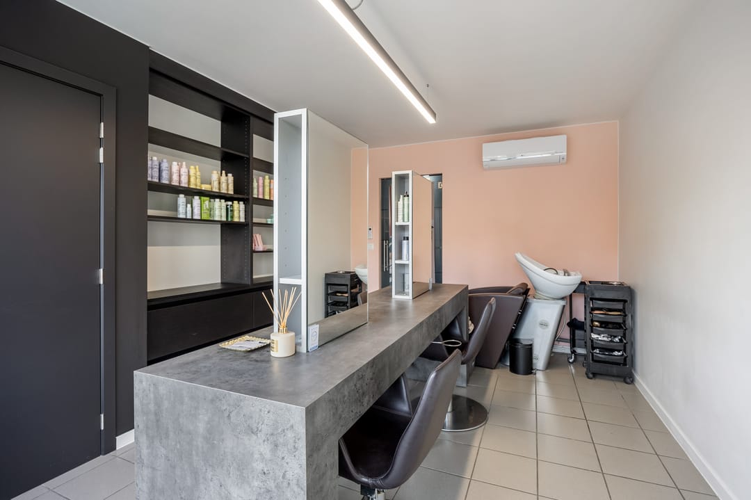 Foto 23 van Burgemeester Dewalquestraat 36