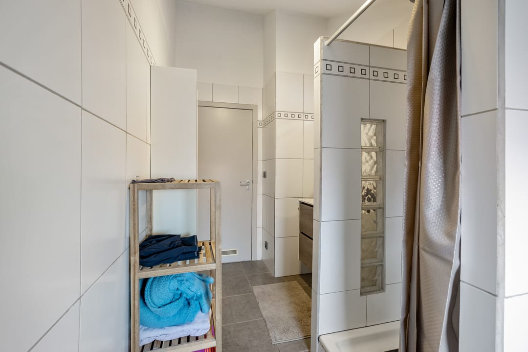 Foto 28 van Burgemeester Dewalquestraat 36