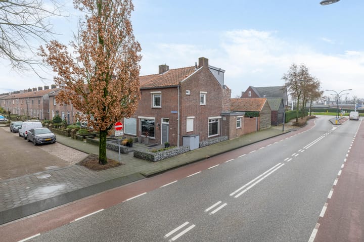 Foto 41 van Beatrixstraat 2