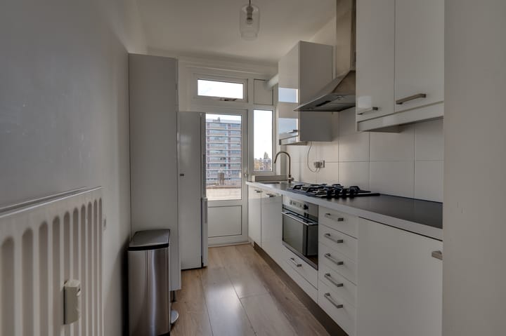 Foto 3 van Monseigneur van Steelaan 164