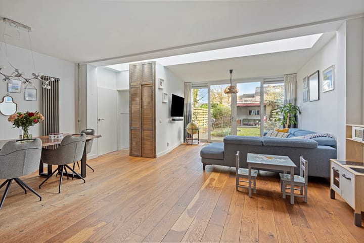 Foto 2 van Dordognelaan 13