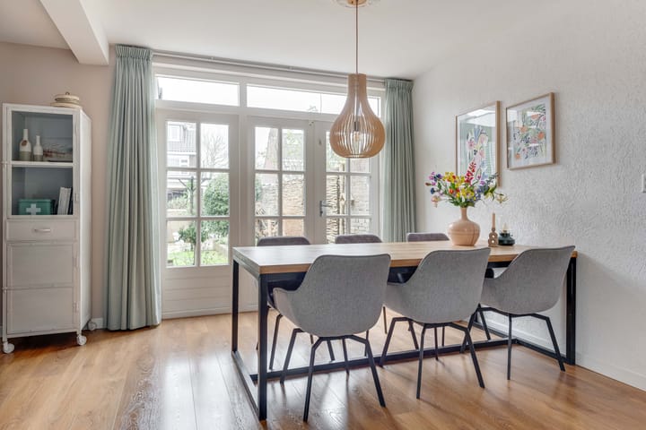 Foto 8 van Bachstraat 26