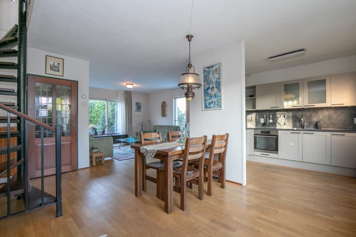 Foto 12 van Ridderspoor 33