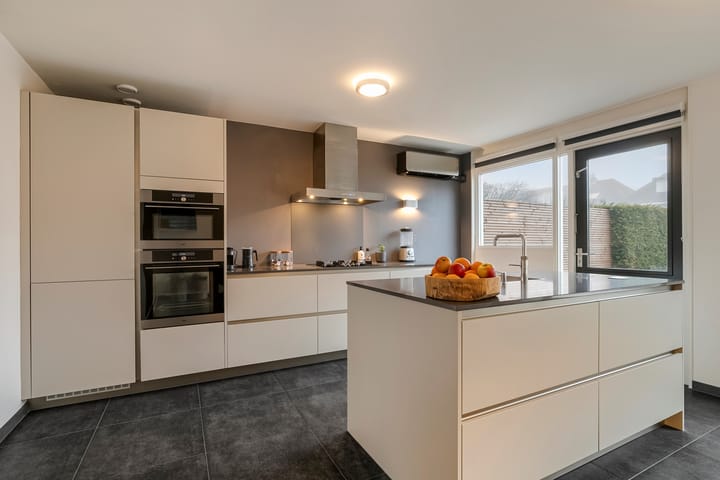 Foto 11 van Sibeliusweg 4