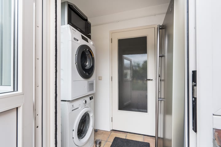 Photo 14 of Graafschap Hornelaan 16