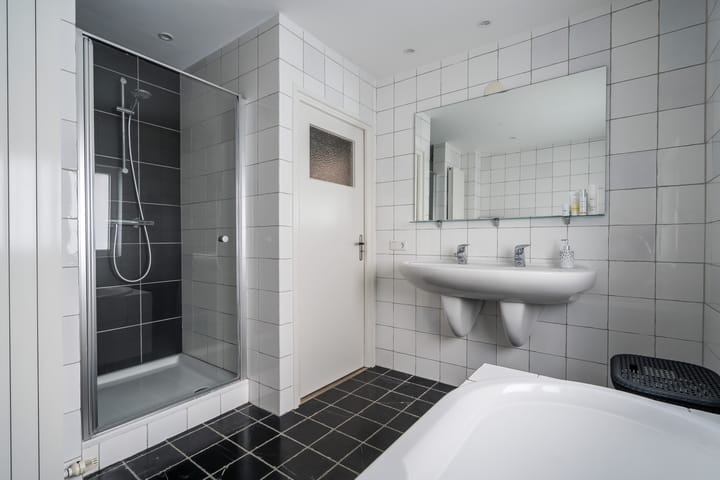 Photo 28 of Graafschap Hornelaan 16