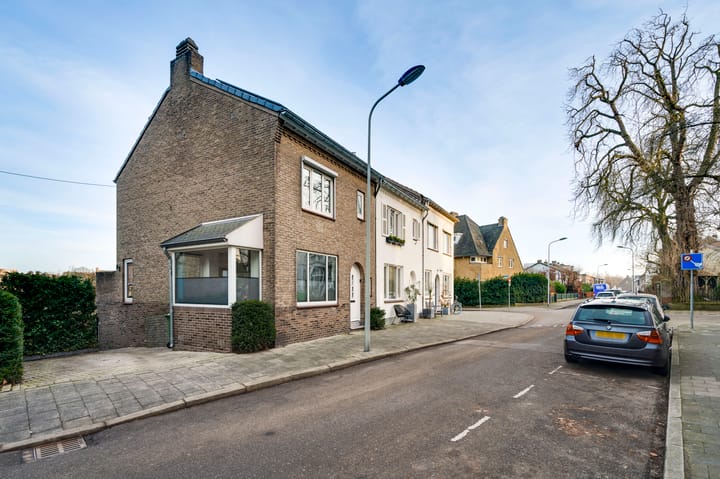 Foto 20 van Burgemeester Ceulenstraat 75