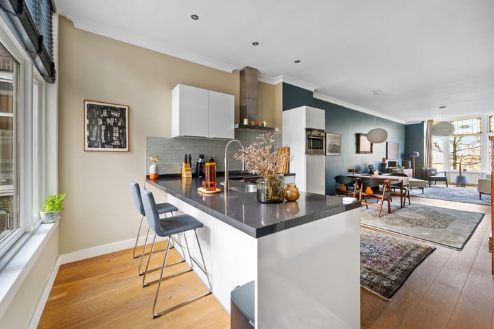 Foto 12 van De Constant Rebecqueplein 28