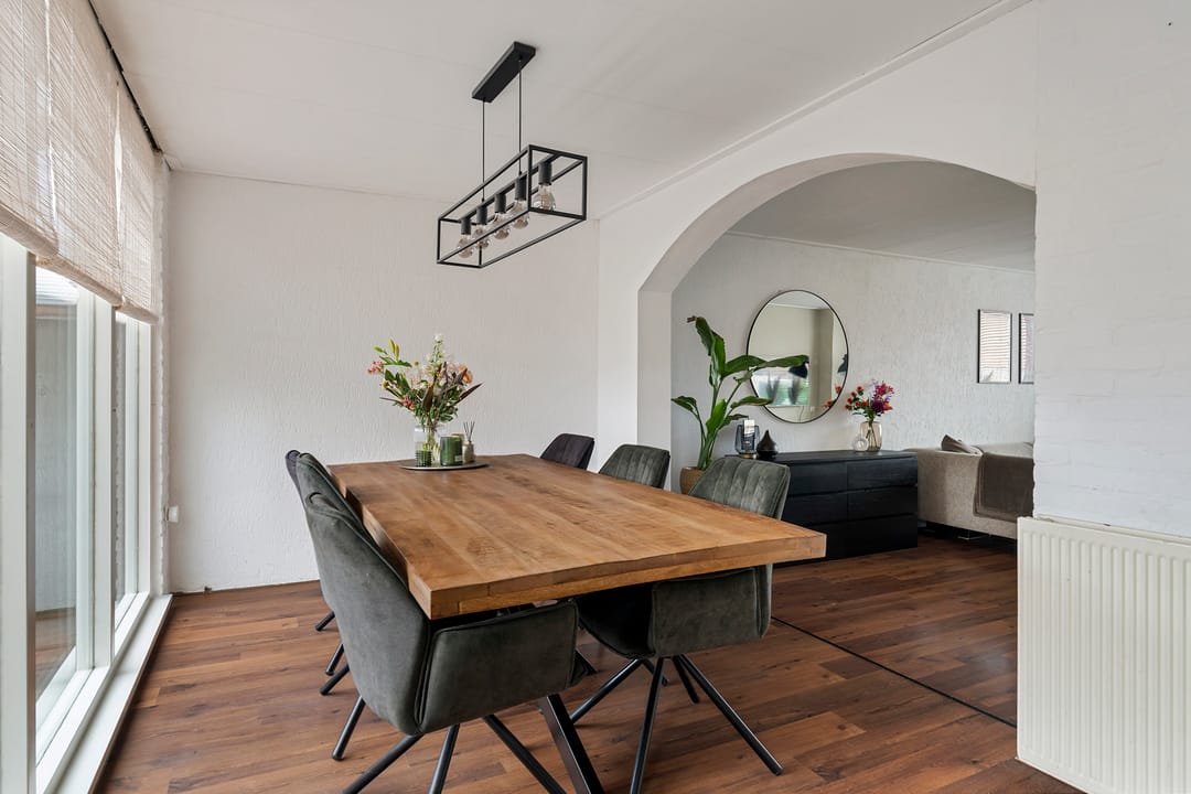 Foto 13 van Robert Scottstraat 136