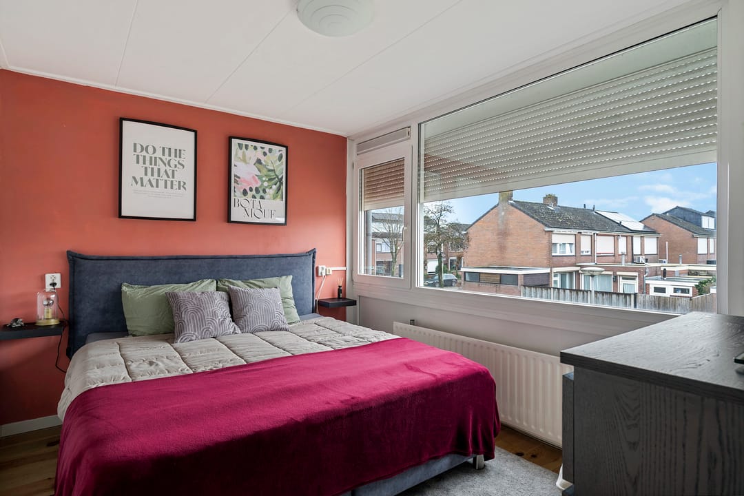 Foto 17 van Robert Scottstraat 136