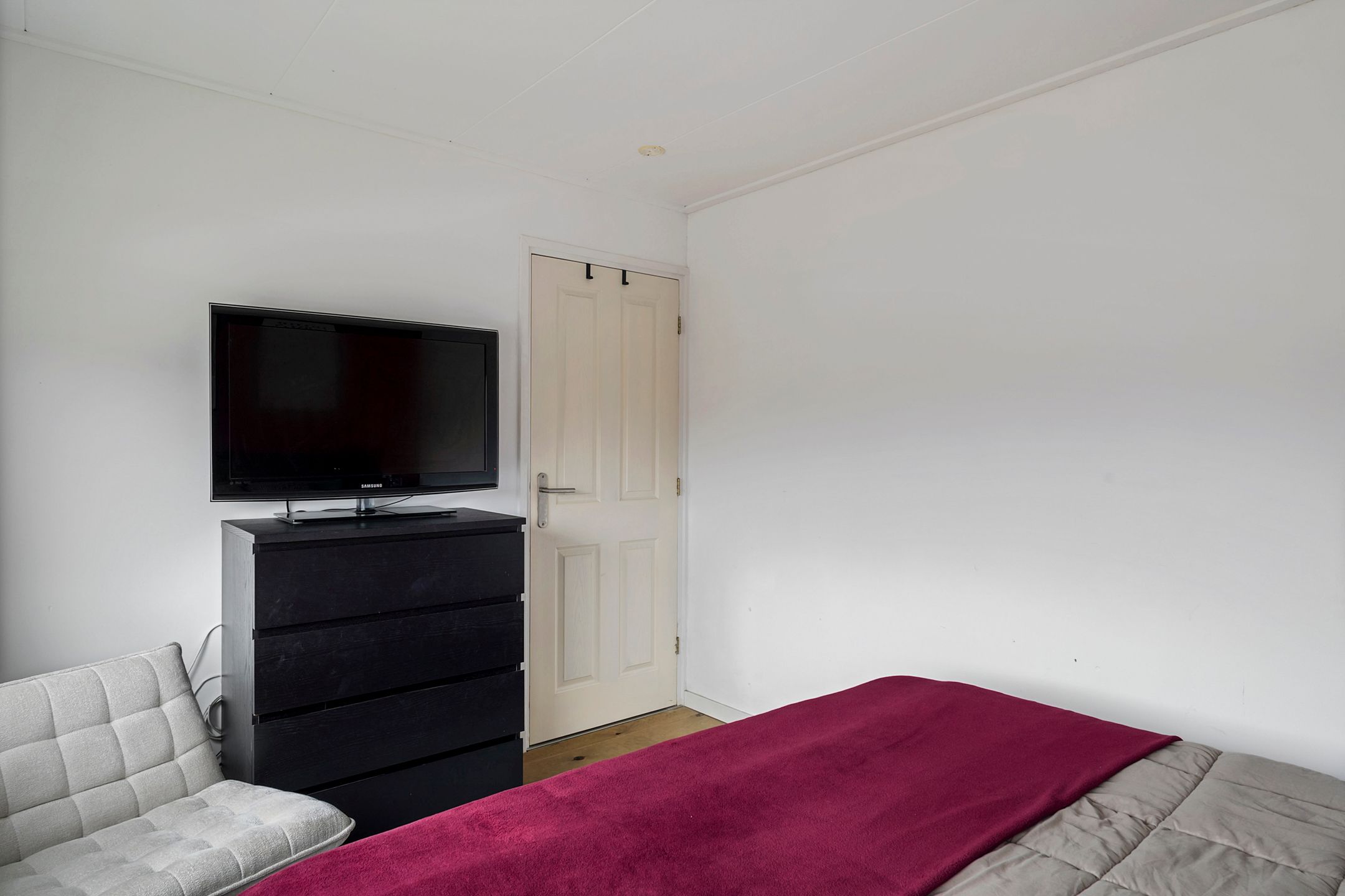 Foto 18 van Robert Scottstraat 136