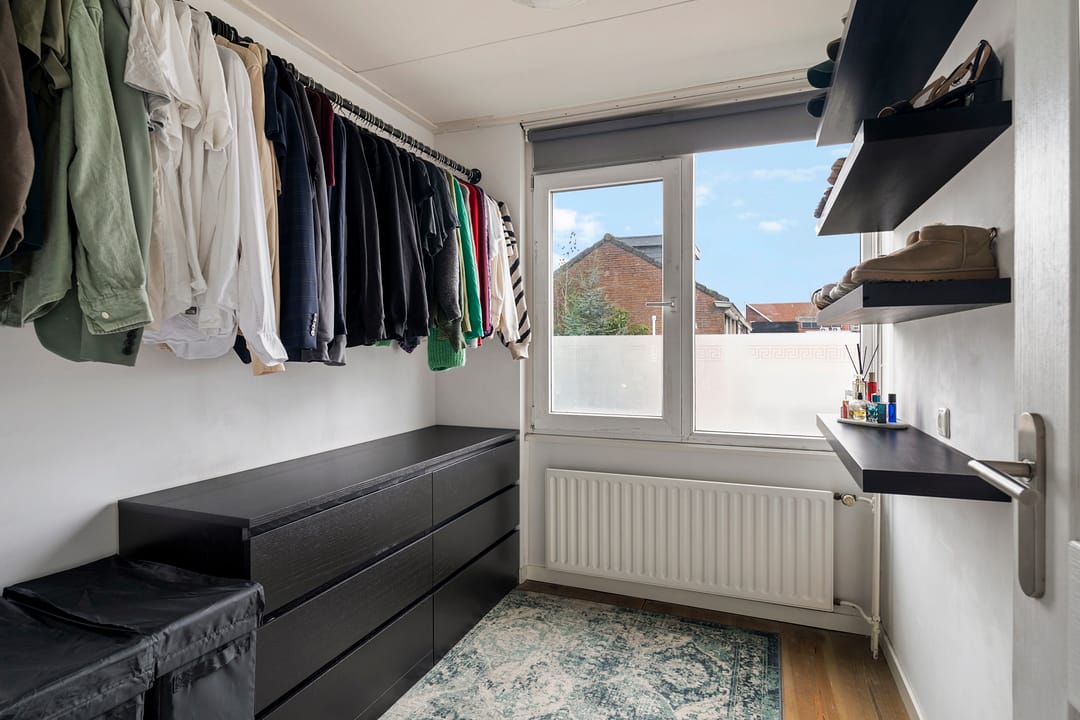 Foto 22 van Robert Scottstraat 136