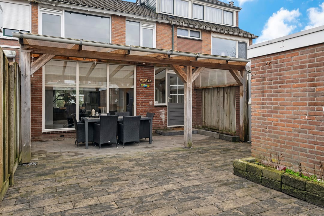 Foto 26 van Robert Scottstraat 136