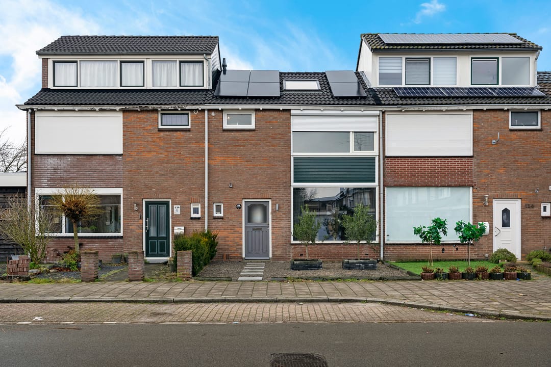 Foto 32 van Robert Scottstraat 136