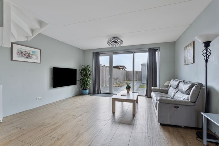 Foto 3 van Boterbloem 28