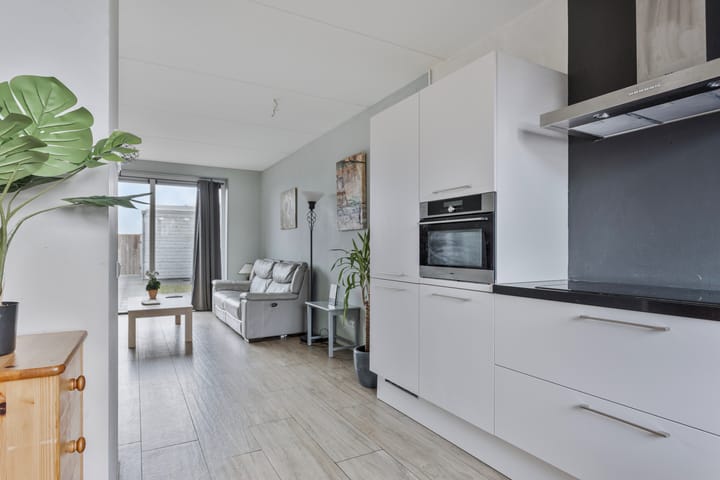 Foto 17 van Boterbloem 28