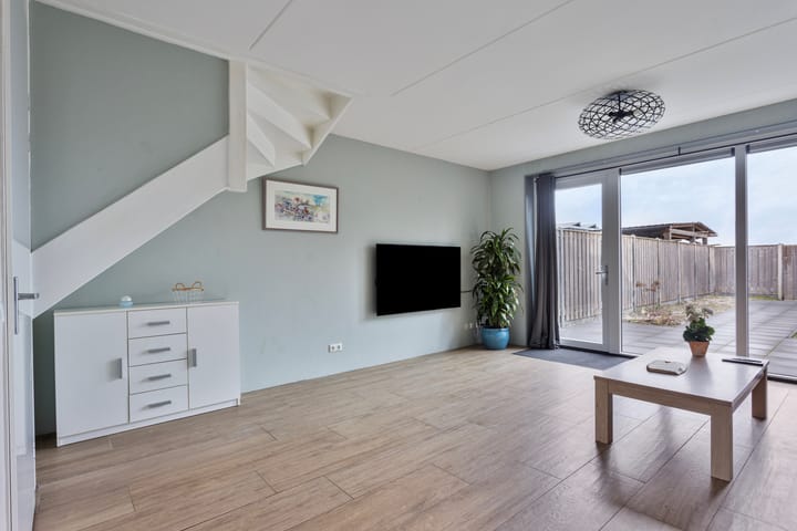 Foto 15 van Boterbloem 28