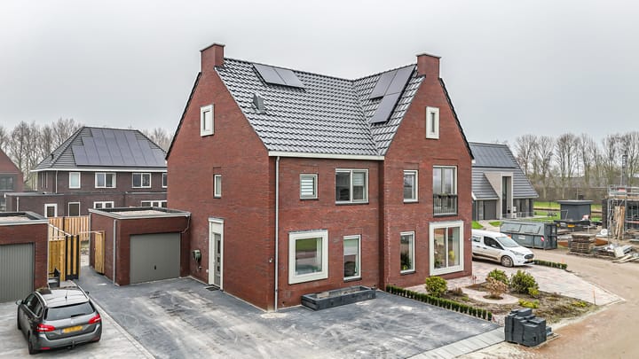 Foto 7 van Moerasstraat 35