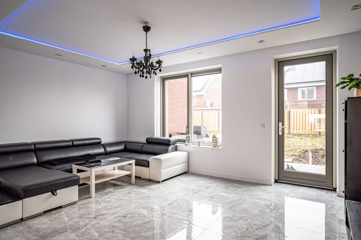 Foto 14 van Moerasstraat 35