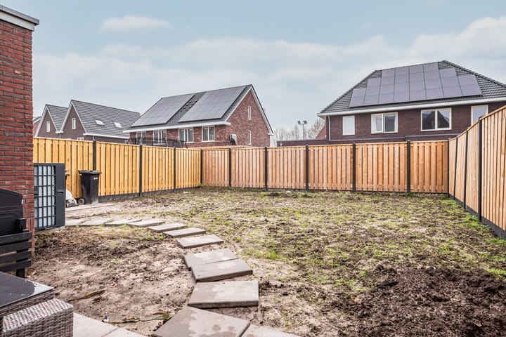 Foto 35 van Moerasstraat 35