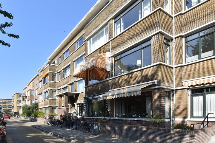 Photo 4 of Pinksterbloemplein 17