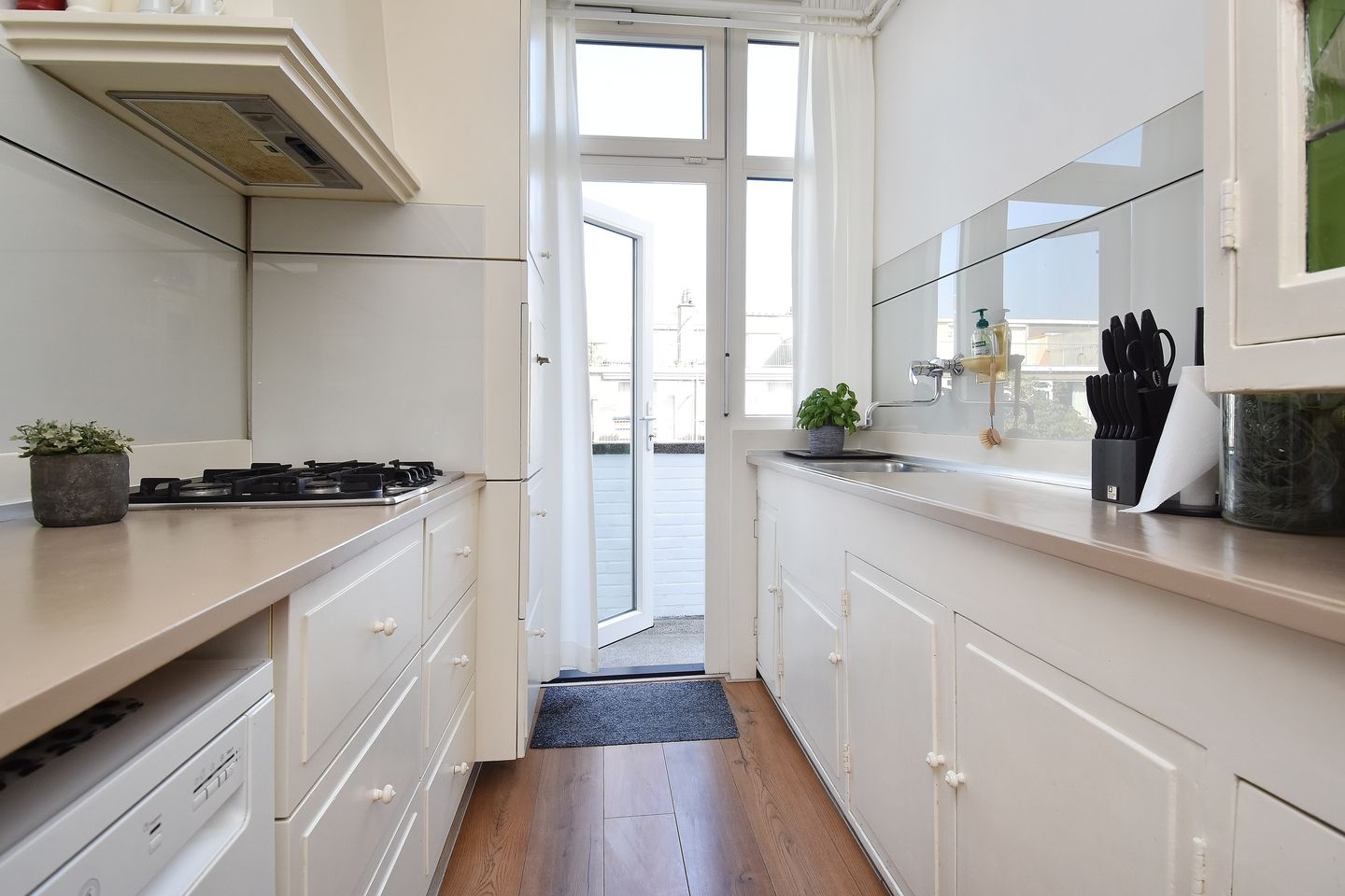 Foto 19 van Pinksterbloemplein 17