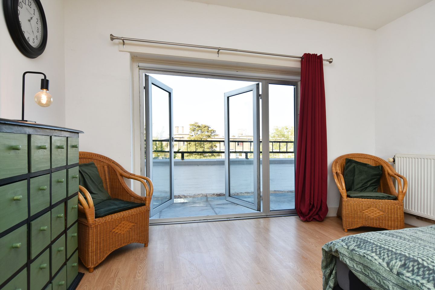 Foto 35 van Pinksterbloemplein 17