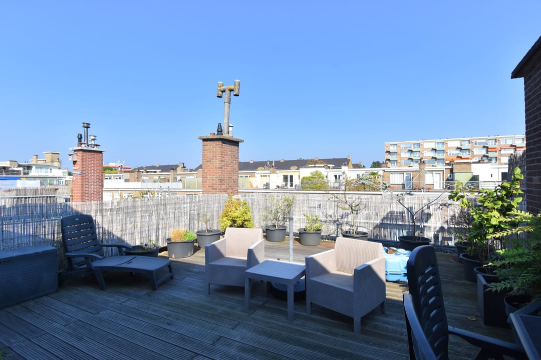 Foto 41 van Pinksterbloemplein 17