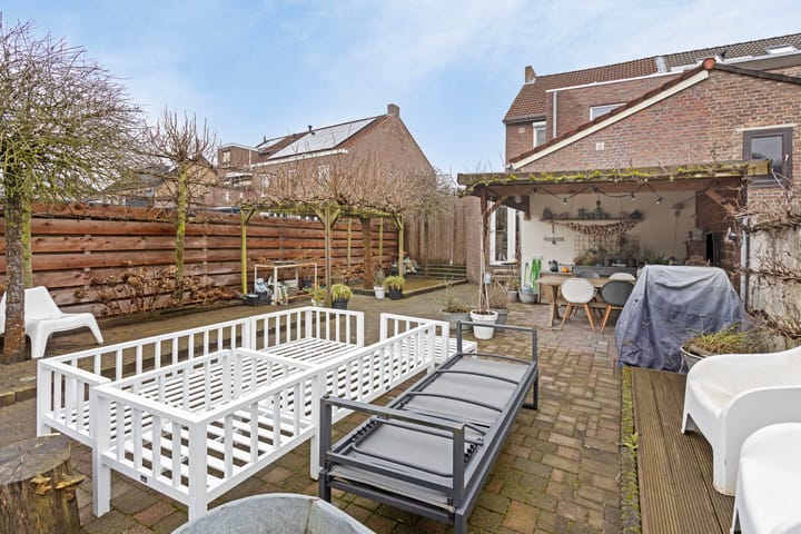 Foto 4 van Dorpstraat 8