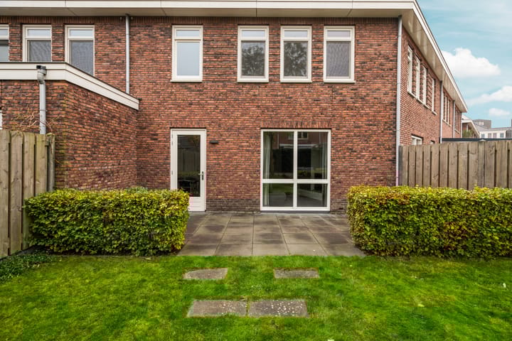 Photo 39 of Jan Luykenstraat 14