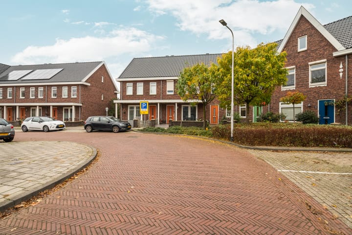 Photo 47 of Jan Luykenstraat 14